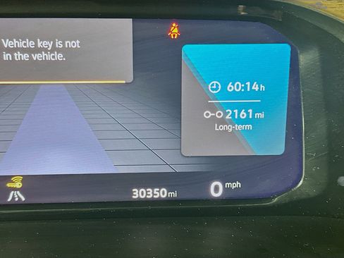 Used 2025 Volkswagen Atlas SE image 19