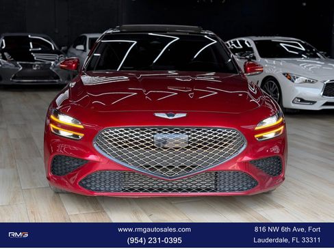 Used 2022 Genesis G70 2.0T w/ Prestige Package AWD/4WD image 13