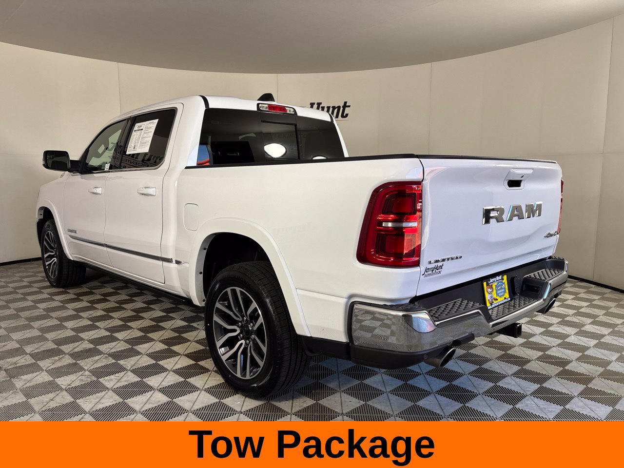 Used 2026 RAM 1500 Limited AWD/4WD image 9