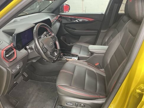 Used 2024 Chevrolet TrailBlazer RS w/ Convenience Package image 34