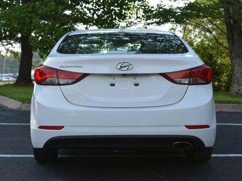 Used 2015 Hyundai Elantra Sport FWD image 6