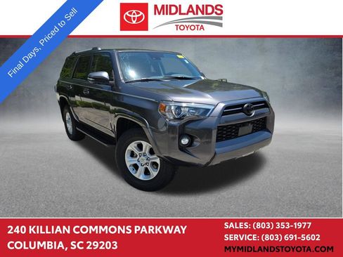 Used 2022 Toyota 4Runner SR5 Premium w/ Moonroof Package RWD image 1
