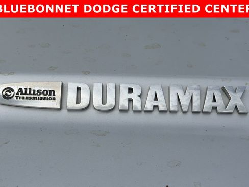 Used 2019 GMC Sierra 2500 Denali w/ Duramax Plus Package AWD/4WD image 6