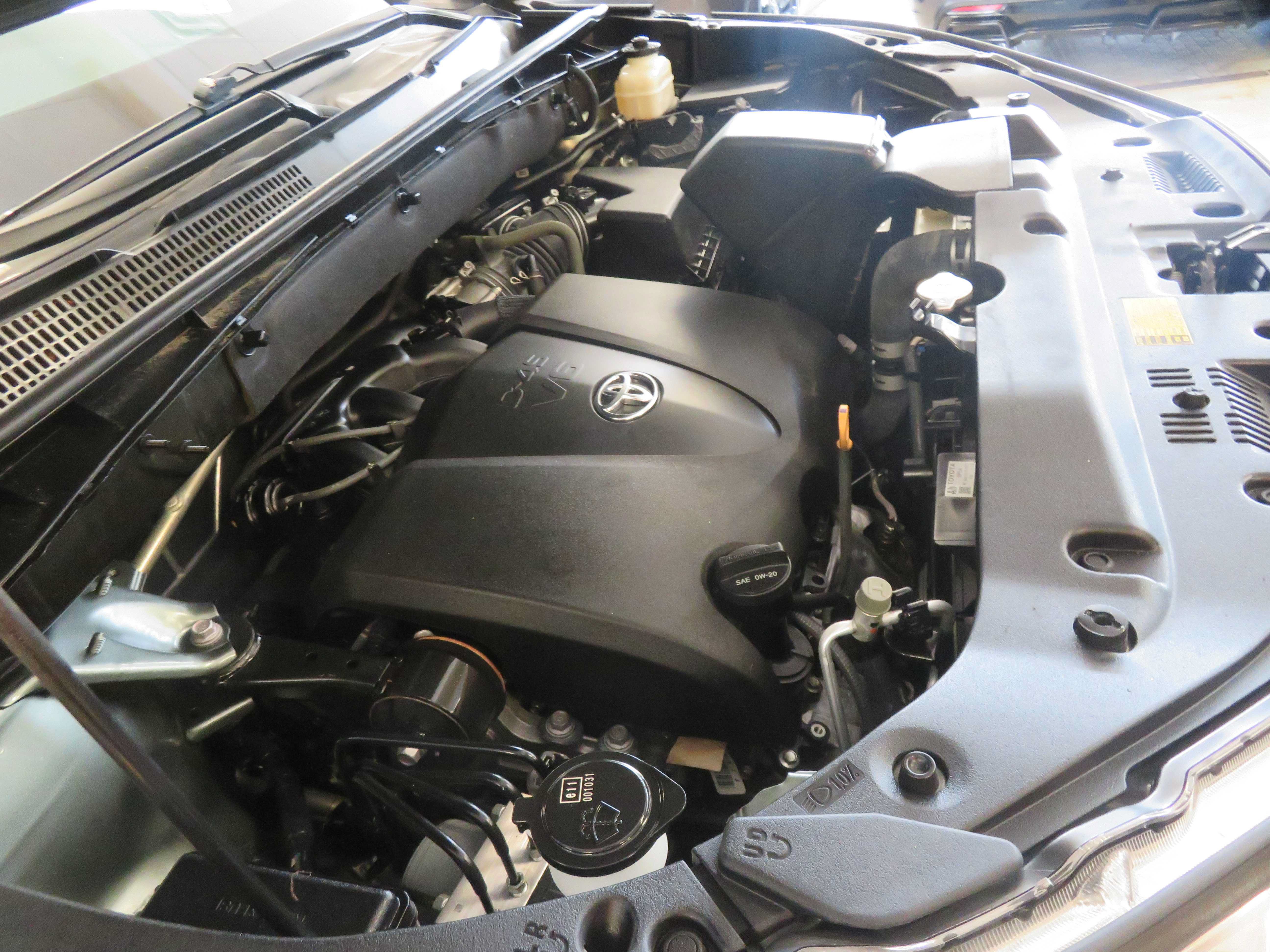 Used 2019 Toyota Highlander XLE FWD image 65