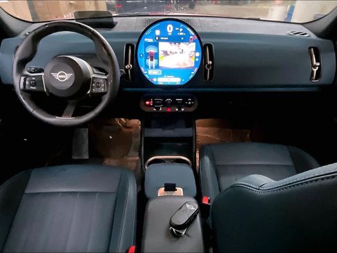 Certified 2025 MINI Cooper Countryman S image 17