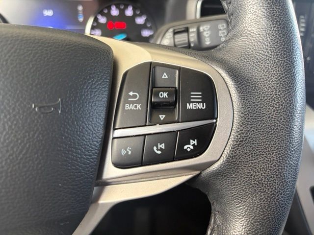 Used 2022 Ford Explorer XLT w/ Equipment Group 202A RWD image 22