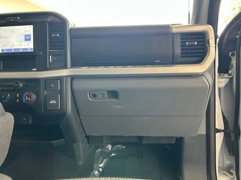 Used 2025 Ford F350 XLT AWD/4WD image 23