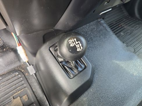 Used 2018 Ford F550 4x4 Regular Cab Super Duty image 20