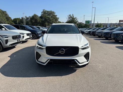 New 2026 Volvo XC60 B5 Core image 6