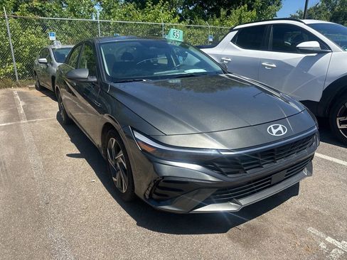 Certified 2024 Hyundai Elantra SEL w/ Convenience Package FWD image 1