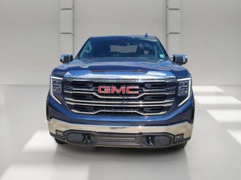 Used 2023 GMC Sierra 1500 SLT w/ SLT Premium Package AWD/4WD image 2