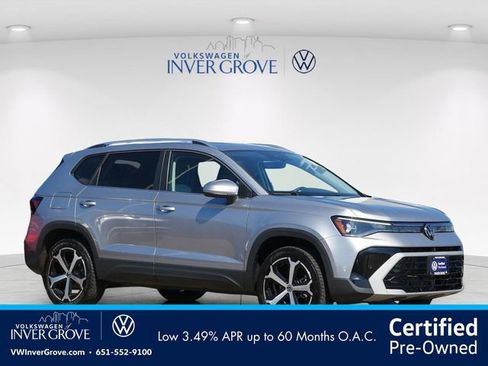 Certified 2025 Volkswagen Taos SEL AWD/4WD image 1