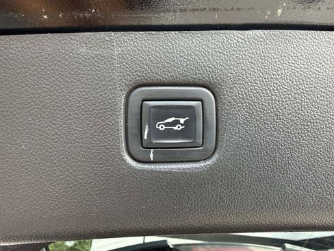 Used 2023 Chevrolet Blazer RS w/ Driver Confidence II Package AWD/4WD image 11