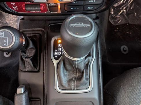 New 2026 Jeep Gladiator Willys image 13