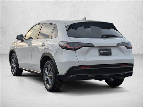 New 2026 Honda HR-V LX image 9