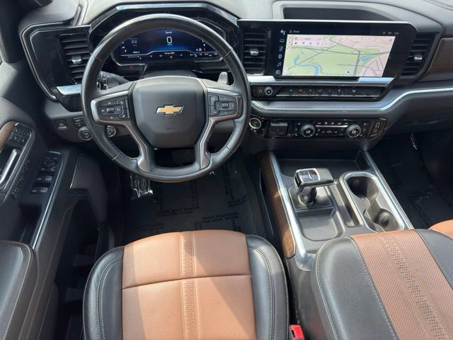 Certified 2023 Chevrolet Silverado 1500 High Country AWD/4WD image 15