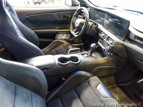 Used 2025 Ford Mustang Dark Horse RWD image 21