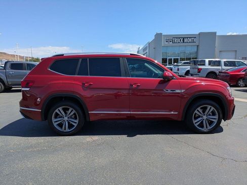 Used 2019 Volkswagen Atlas SE w/ Panoramic Sunroof Package FWD image 2
