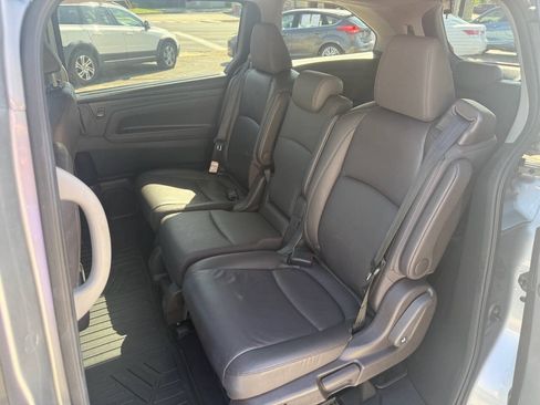 Used 2019 Honda Odyssey EX-L image 11