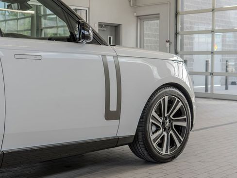 Used 2023 Land Rover Range Rover SE AWD/4WD image 29