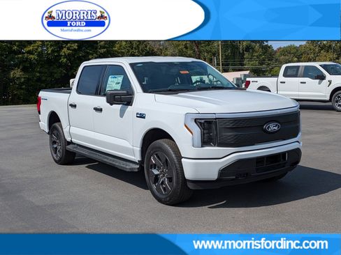 New 2024 Ford F150 Lightning XLT image 1