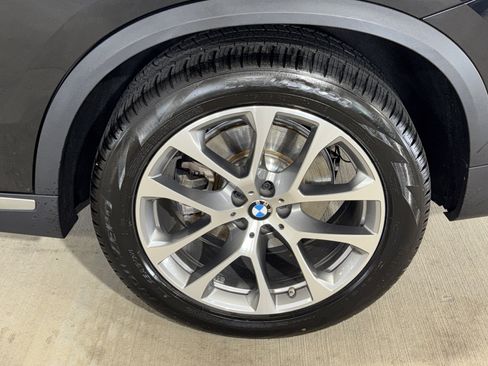Certified 2024 BMW X5 sDrive40i w/ Executive Package image 36
