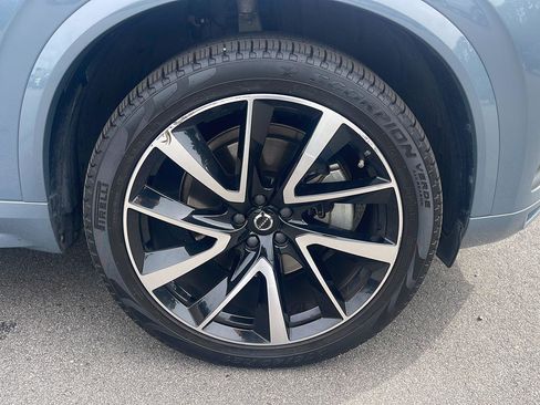 Used 2022 Volvo XC90 T6 Momentum w/ Advanced Package AWD/4WD image 9