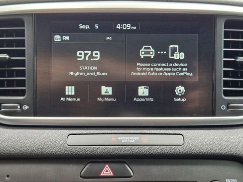 Used 2021 Kia Sportage S image 16