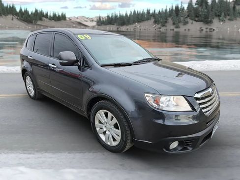 Used 2009 Subaru Tribeca Special Edition image 4