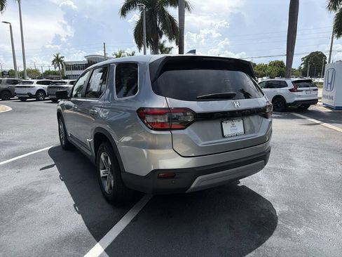 Certified 2023 Honda Pilot EX-L image 6