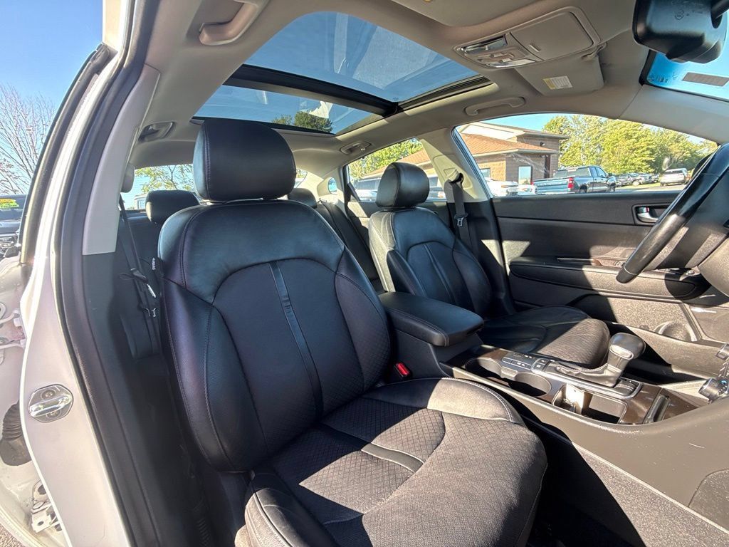 Used 2016 Kia Optima EX w/ Premium Package FWD image 23