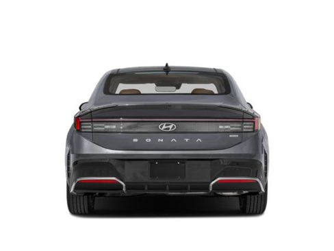Used 2025 Hyundai Sonata Limited FWD image 8
