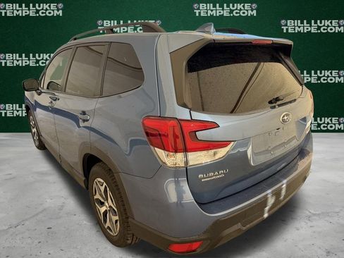 Used 2020 Subaru Forester Premium image 4