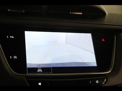 Used 2025 Cadillac XT5 Luxury w/ LPO, Floor Liner Package AWD/4WD image 14