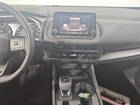 New 2026 Nissan Rogue Dark Armor AWD/4WD image 18