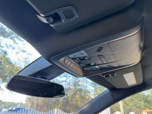 Used 2017 Cadillac XT5 Luxury w/ Driver Awareness Package image 24