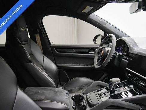 Used 2023 Porsche Cayenne Turbo GT image 49