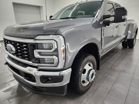 Used 2025 Ford F350 Lariat w/ Lariat Ultimate Package image 6