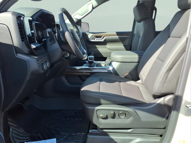 New 2026 Chevrolet Silverado 1500 RST w/ Safety Package AWD/4WD image 17
