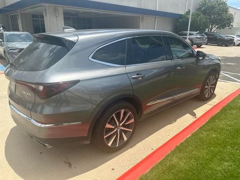 Used 2025 Acura MDX FWD w/ Technology Package image 4