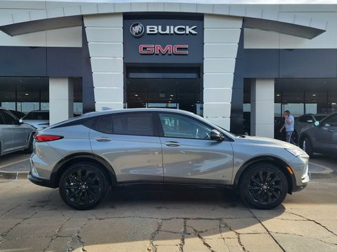 New 2026 Buick Envista Sport Touring image 3