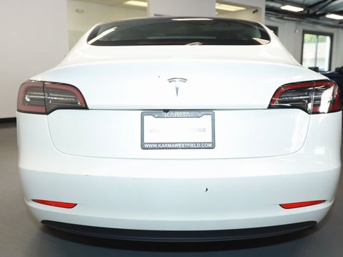 Used 2023 Tesla Model 3 Standard Range image 6