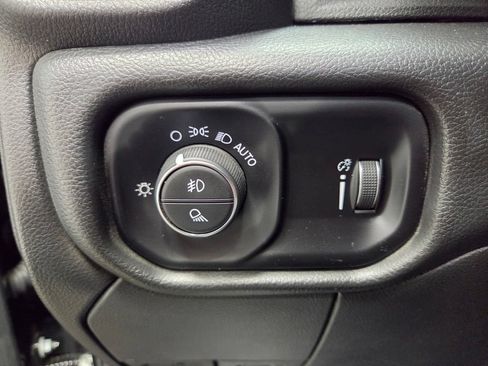 Used 2025 RAM 2500 Tradesman AWD/4WD image 23