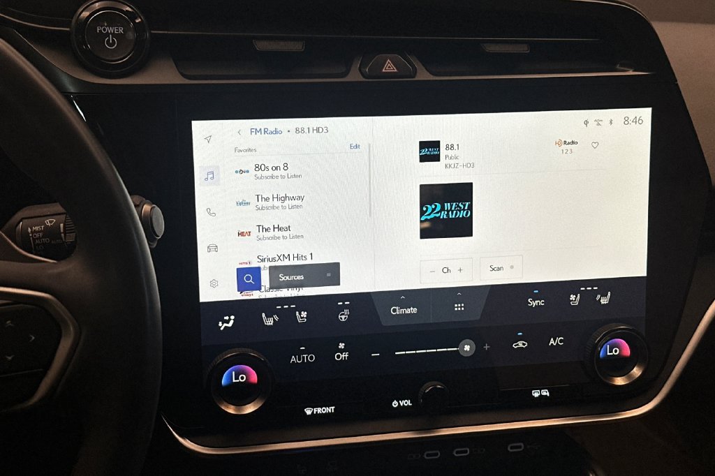 Certified 2023 Lexus RZ 450e Premium w/ Technology Package AWD/4WD image 18