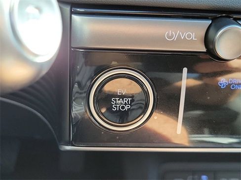 New 2026 Hyundai Ioniq 5 SEL image 9