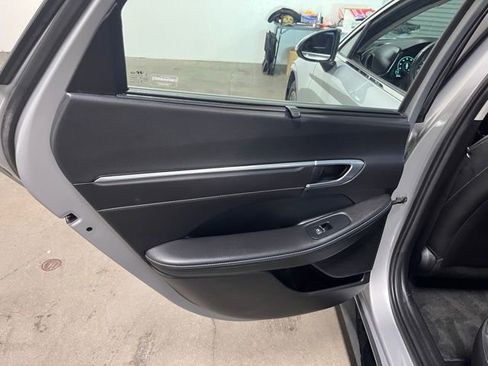 Used 2023 Hyundai Sonata Limited image 19