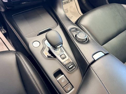 Used 2019 INFINITI QX50 Luxe w/ Navigation Package image 13