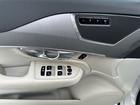 Certified 2023 Volvo XC90 B5 Core w/ Climate Package image 19