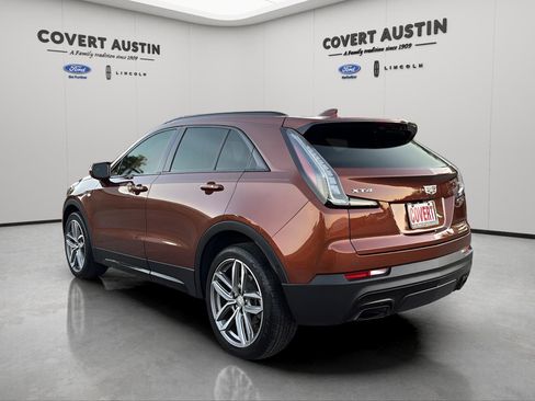 Used 2019 Cadillac XT4 Sport image 3