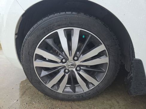 Used 2016 Honda Fit EX image 24